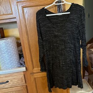 Elegant Black Women's Tunic Top